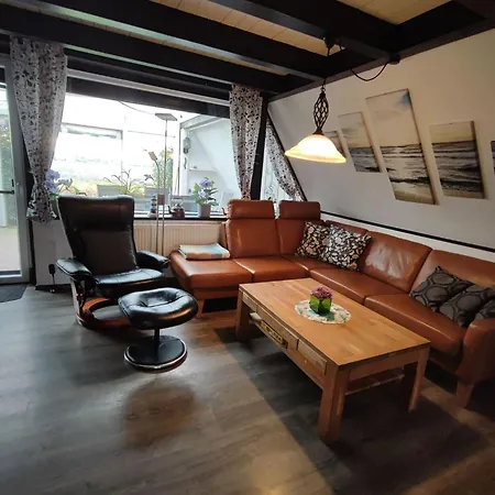 Nurdachhaus Klabautermann Mit Terrasse Und Garten By Interhome *