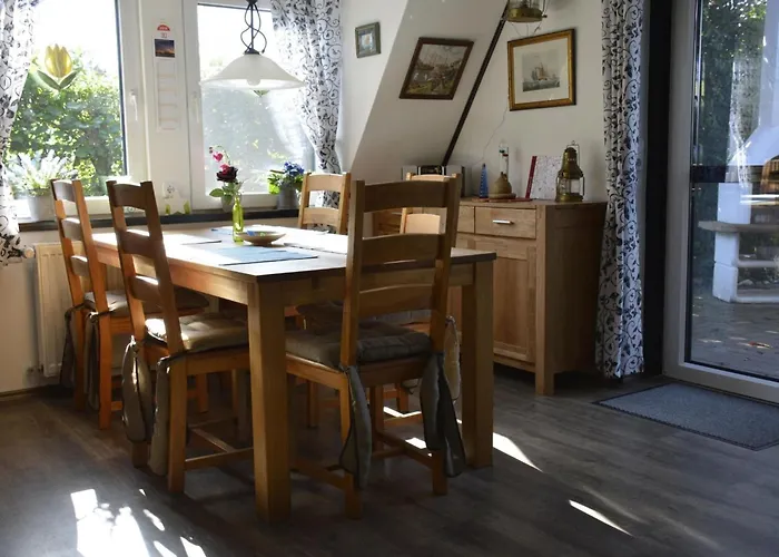 度假居 Nurdachhaus Klabautermann Mit Terrasse Und Garten By Interhome 布尔哈沃