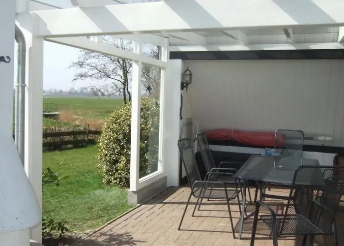 Nurdachhaus Klabautermann Mit Terrasse Und Garten By Interhome 布尔哈沃