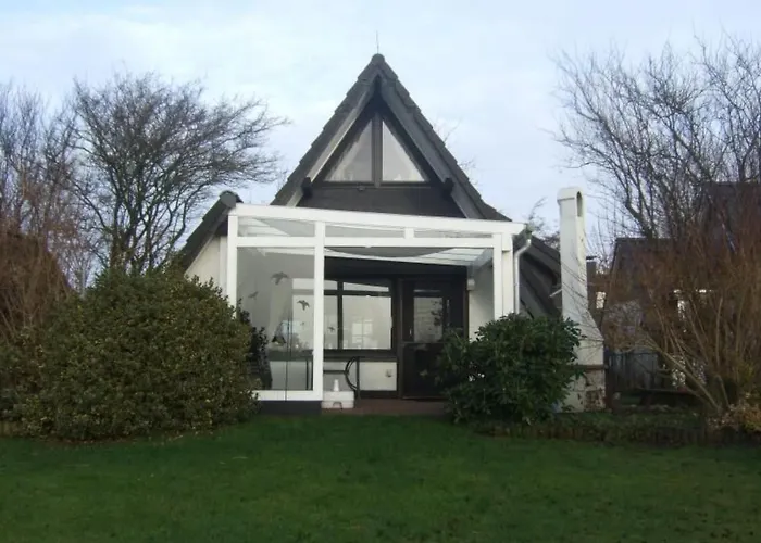 度假居 Nurdachhaus Klabautermann Mit Terrasse Und Garten By Interhome *