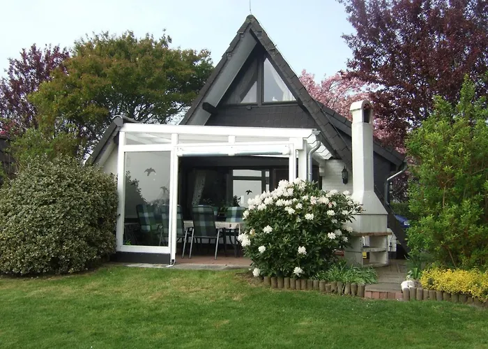 度假居 Nurdachhaus Klabautermann Mit Terrasse Und Garten By Interhome 布尔哈沃