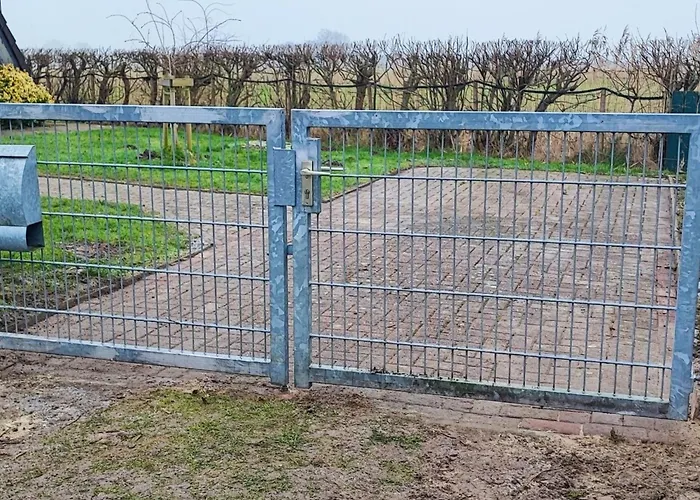 Nurdachhaus Klabautermann Mit Terrasse Und Garten By Interhome *